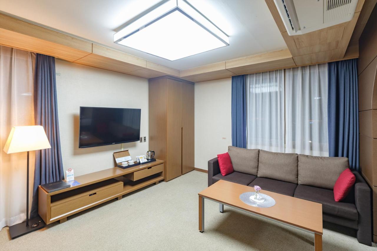 Benikea Hotel Jeju Buitenkant foto