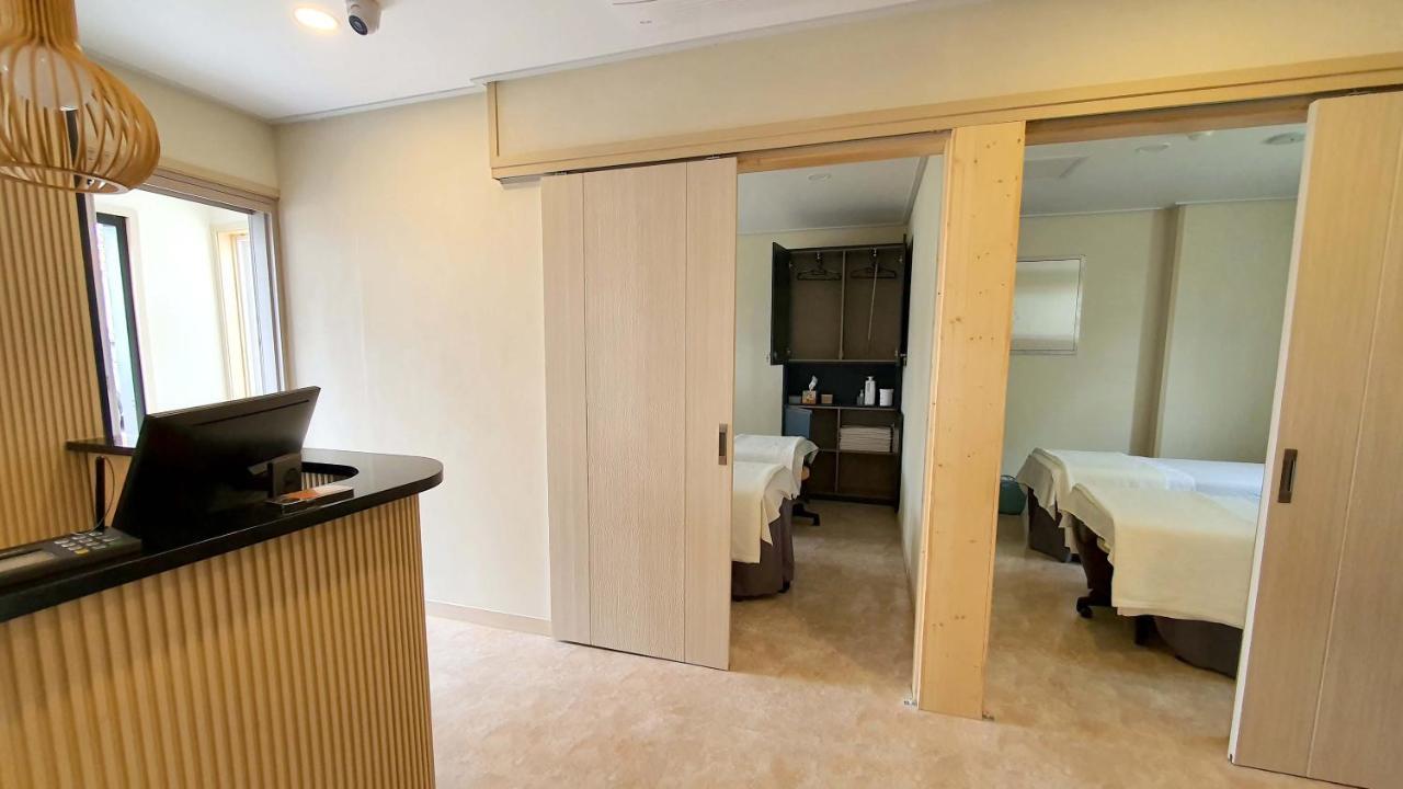 Benikea Hotel Jeju Buitenkant foto